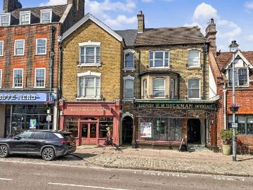 apartment for rent in High Street, Berkhamsted, HP4 1AG