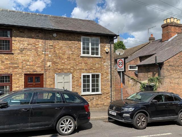apartment for rent in Highfield Road, Berkhamsted, HP4 2DA
