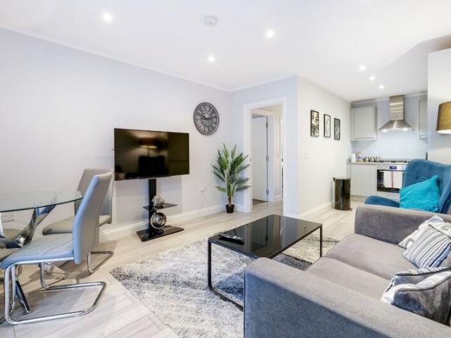 apartment for rent in HP12 W Wycombe 247 6