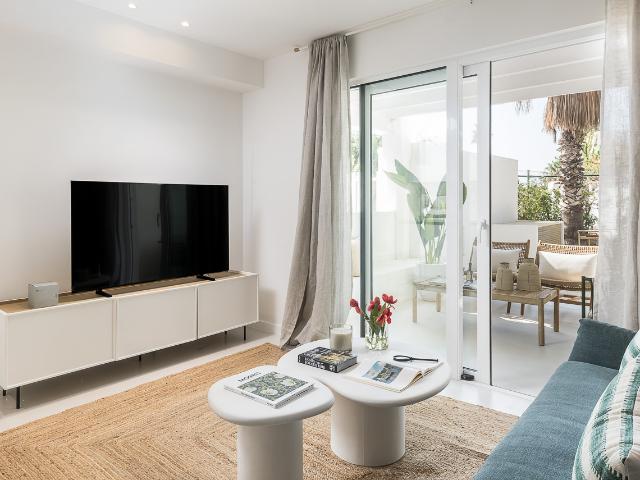 Designer apartment with garden