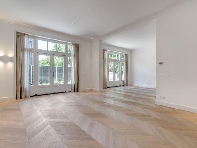 apartment for rent in Jacob Obrechtstraat 62 H 1071 KN Amsterdam Banpleinbuurt