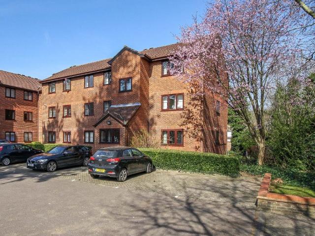 apartment for rent in Old Mill Gardens, Berkhamsted, HP4 2NZ