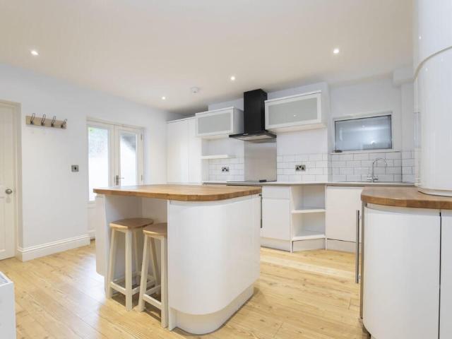 apartment for rent in Old Bath Road, GL53 7QF