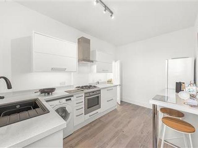 apartment for rent in Lower Richmond Road, SW15