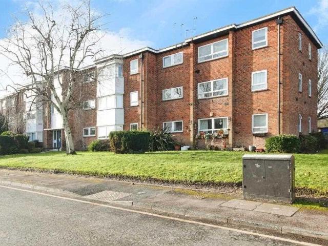 apartment for rent in Lode Lane, B92 8NR