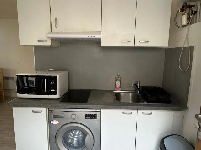 studio for rent in LONGJUMEAU 91160