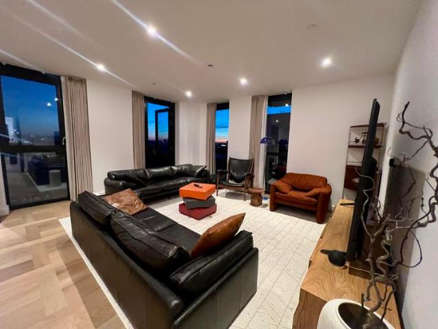 apartment for rent in London Dock 2 Merino Gardens