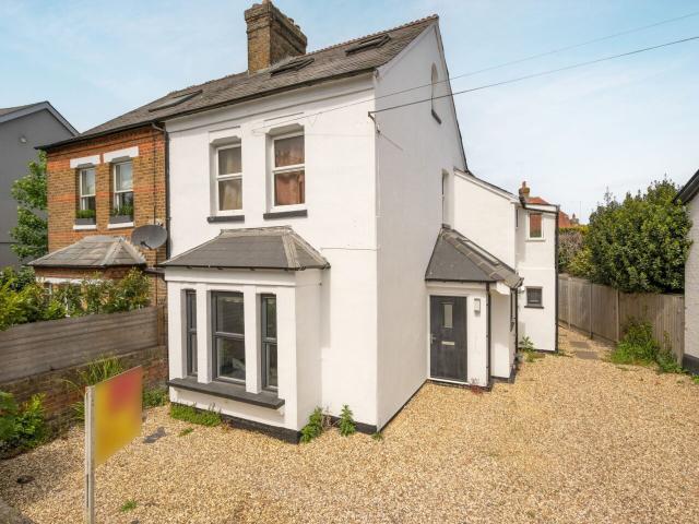 apartment for rent in London Road, Ascot