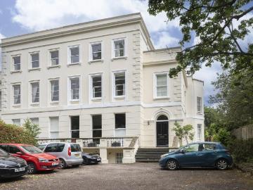 apartment for rent in London Road, GL52 6EQ