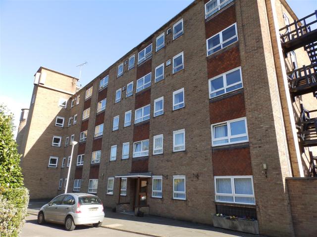 apartment in London Road, Leicester