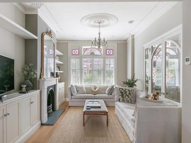 house for rent in London SW6 2AP Bovingdon Road, Fulham