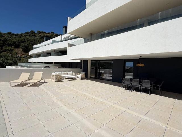 Apartment for rent in Los Monteros, Marbella, Málaga