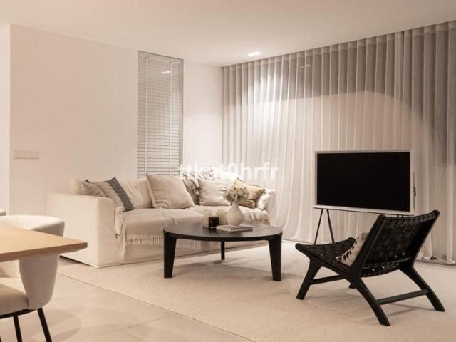Apartment for rent in Los Naranjos, Marbella, Málaga