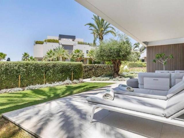 Apartment for rent in Los Arqueros, Benahavís, Málaga