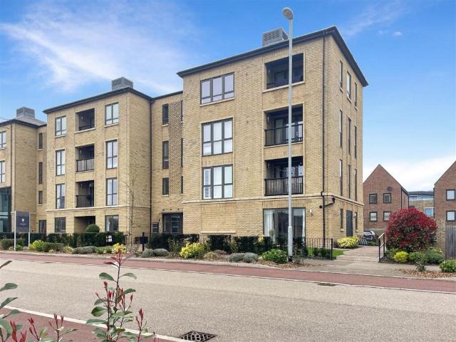 apartment for rent in Lawrence Weaver Road, CB3 0GX