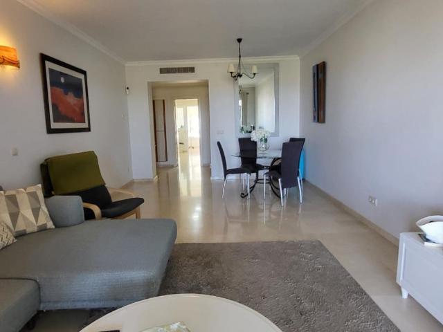Apartment for rent in La Quinta, Benahavís, Málaga