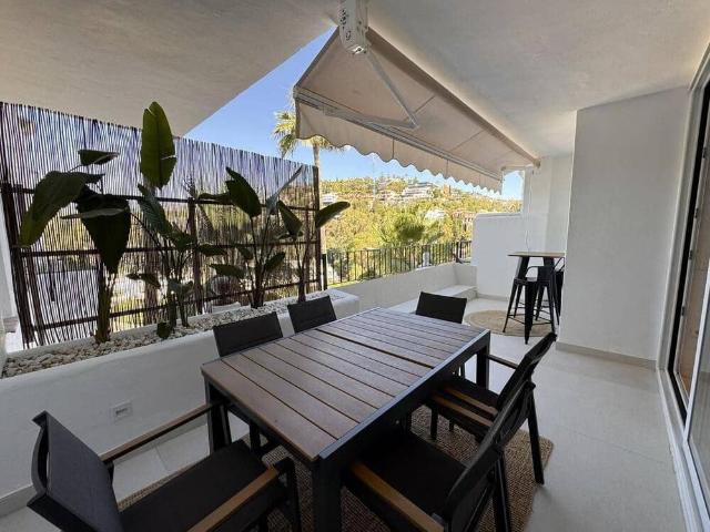 Apartment for rent in La Quinta, Benahavís, Málaga