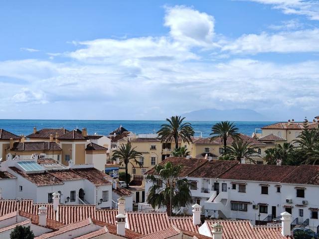 Apartment for rent in Laguna Beach, Torrox, Málaga