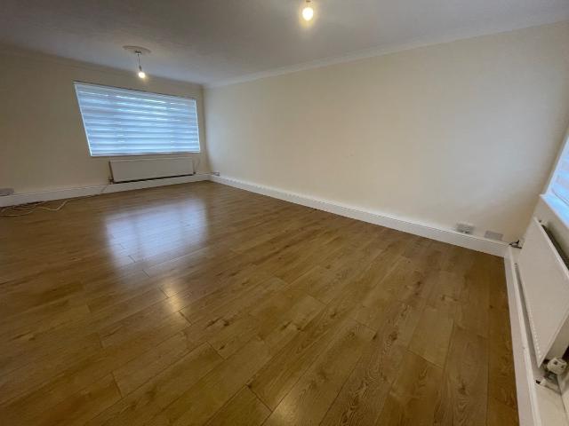 Apartment for rent in Lambs Close, EN6 4HD