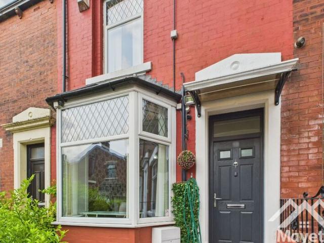 apartment for rent in Leamington Road, Blackburn. Lancs. BB2 6HG