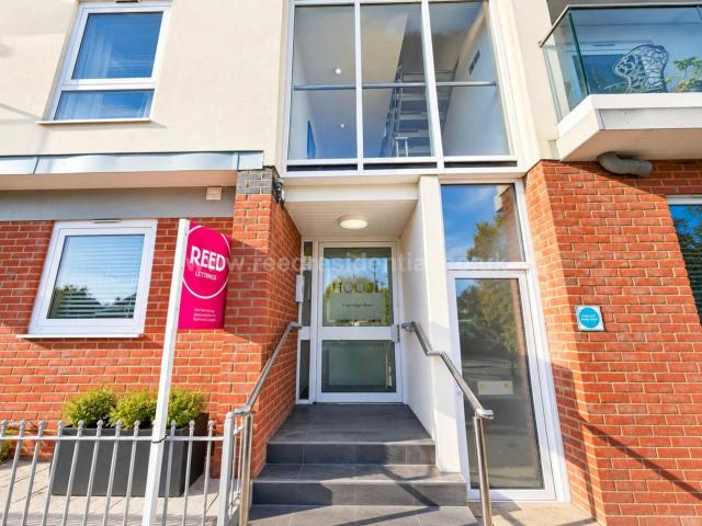 apartment for rent in Leigh Road, Leigh On Sea