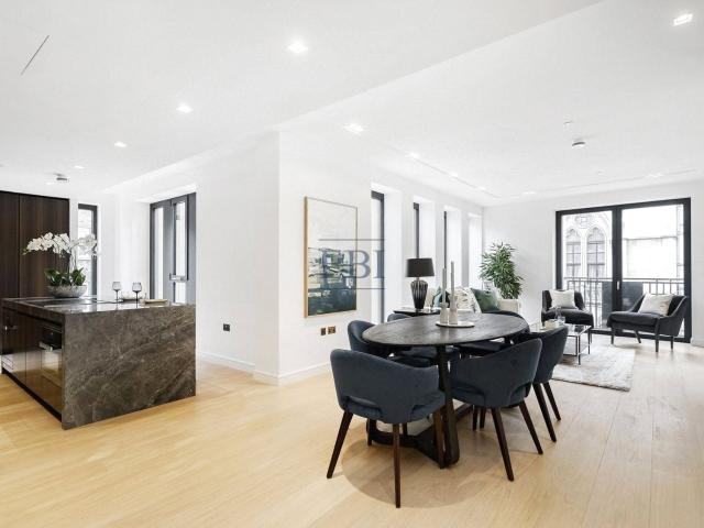 apartment for rent in Lincoln Square, 18 Portugal Street, WC2A 2AT