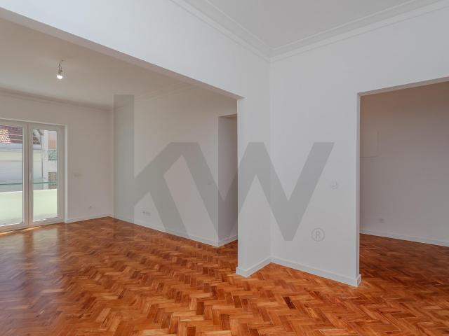 T2 Alvalade | Rental | Renovated to debut