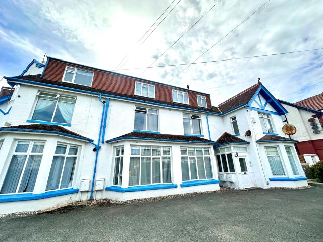 apartment for rent in Lloyd Street, Llandudno, LL30 2YP