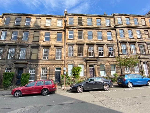 apartment for Rent in Lutton Place, Newington, Edinburgh, EH8 9PD