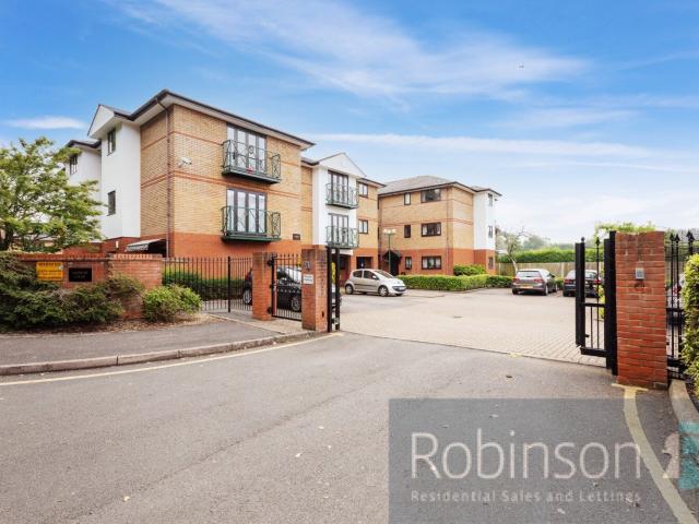 apartment for rent in Ludlow Road, SL6 2RS
