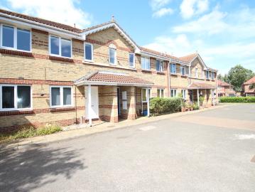 apartment for rent in Mountbatten Gardens, Beckenham, Kent, BR3 3TJ