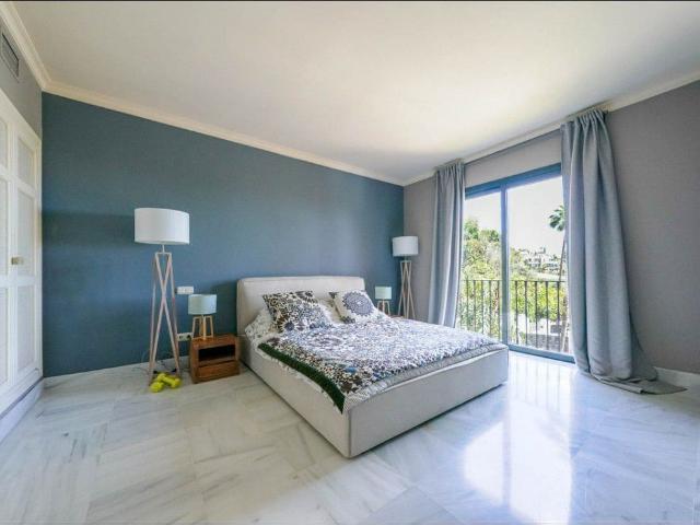 Apartment for rent in Monte Halcones, Benahavís, Málaga