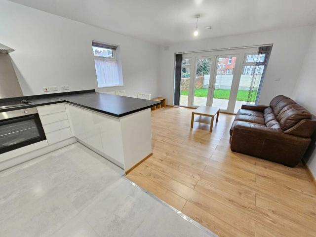 apartment for rent in Morris Road, Southampton, Southampton