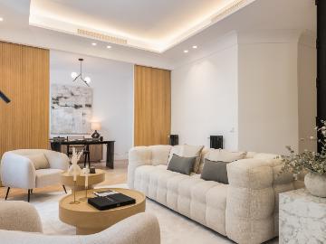 Elegant three bedroom apartment in Salamanca neighborhood