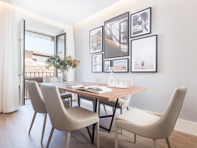 Contemporary 2 bedroom apartment next to Royal Palace