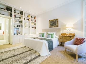 Spectacular apartment next to the Paseo de Recoletos