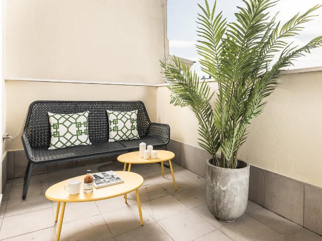 Bright 2 bedroom apartment with amazing view from terrace