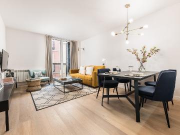 Modern One Bedroom Apartment in Central Madrid