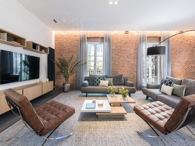 Luxurious apartment with 5 bedrooms in Chamberí