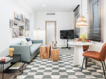 Modern apartment with rooftop lounge