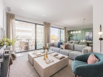 2 bedroom duplex with private terrace and barbecue facing Retiro Park