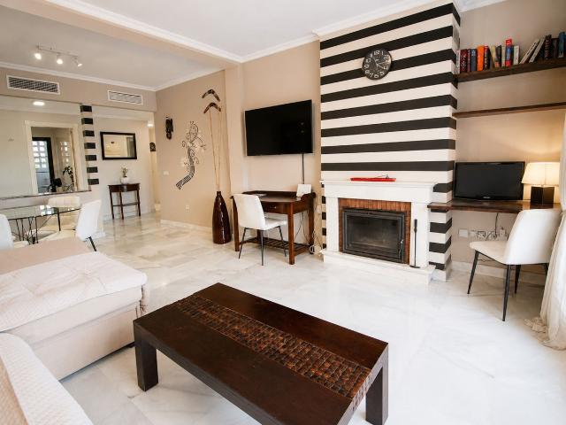 Apartment For Rent in Málaga, Málaga