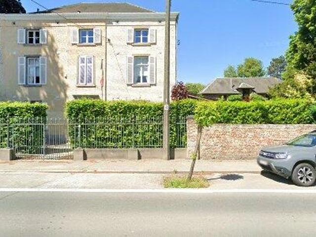 Apartment for rent in Manage