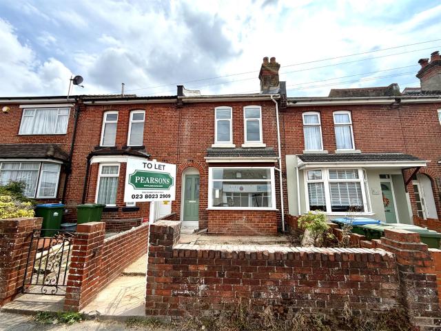 apartment for rent in manor road north, so19