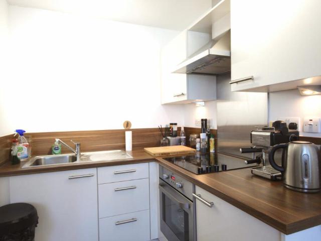apartment for rent in Mann Island, L3 1EA