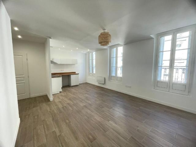 apartment for rent in, Marseille 2 Ar 13002
