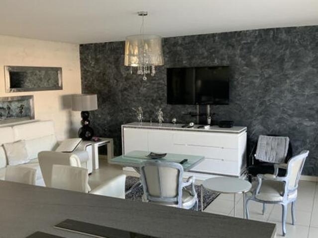 apartment for rent in MARSEILLE 8EME