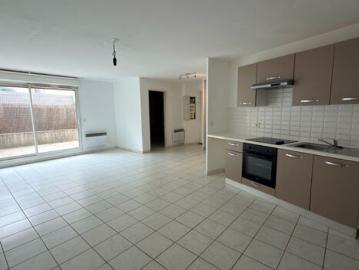 apartment for rent in MARSEILLE 8EME