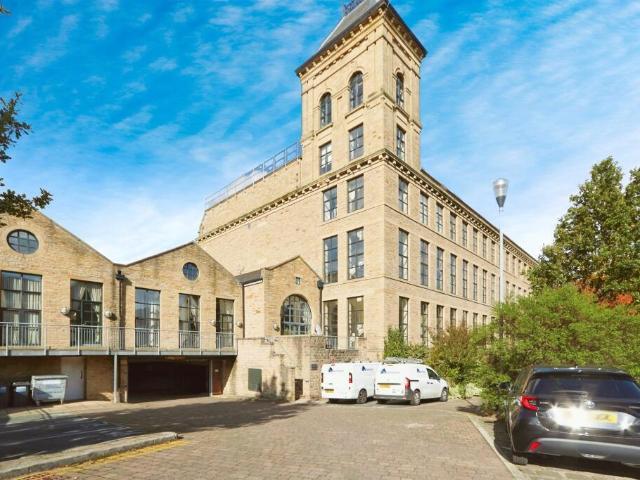 apartment for rent in Meadow Road, Bradford, Apperley bridge, Bradford, Apperley bridge