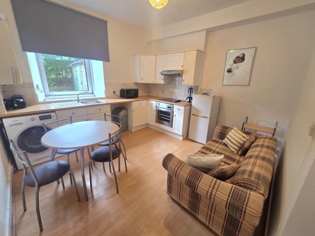 apartment for rent in Menzies Road, Torry, AB11 9AQ